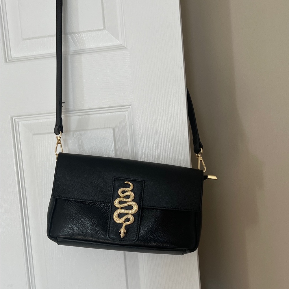 House of Harlow faux Leather purse